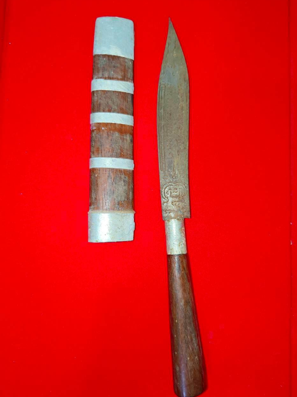 มีดหมอหลวงพ่อบุญมี วัดเขาสมอคอน