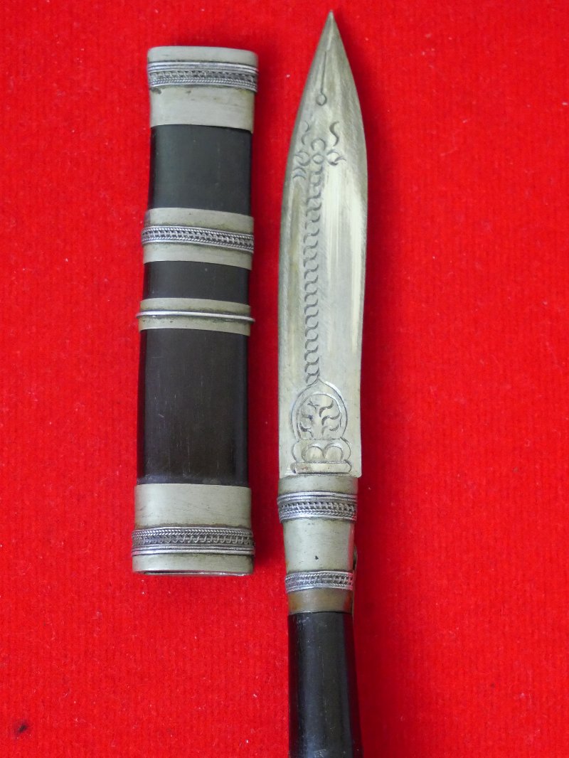 มีดหมอหลวงพ่อโอน วัดโคกเดื่อ